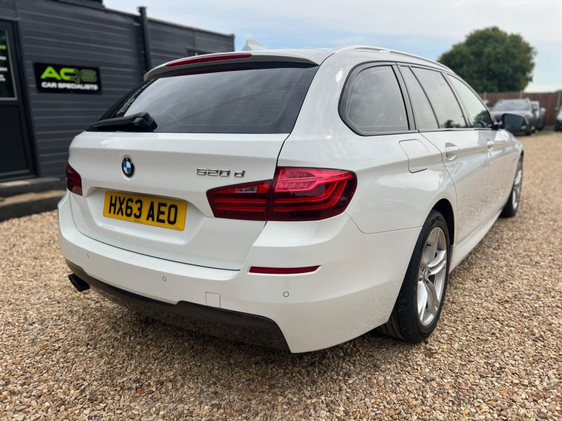 BMW 5 SERIES