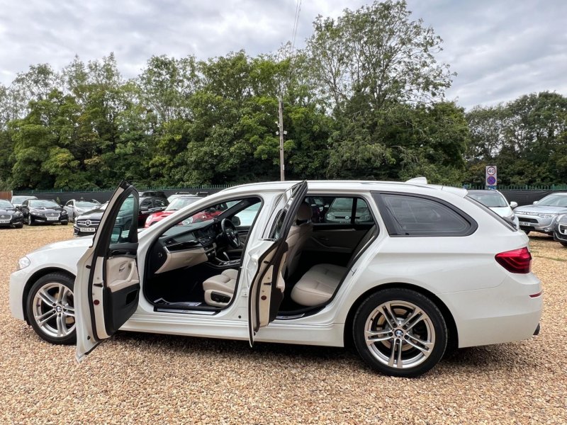 BMW 5 SERIES