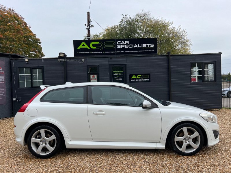 VOLVO C30