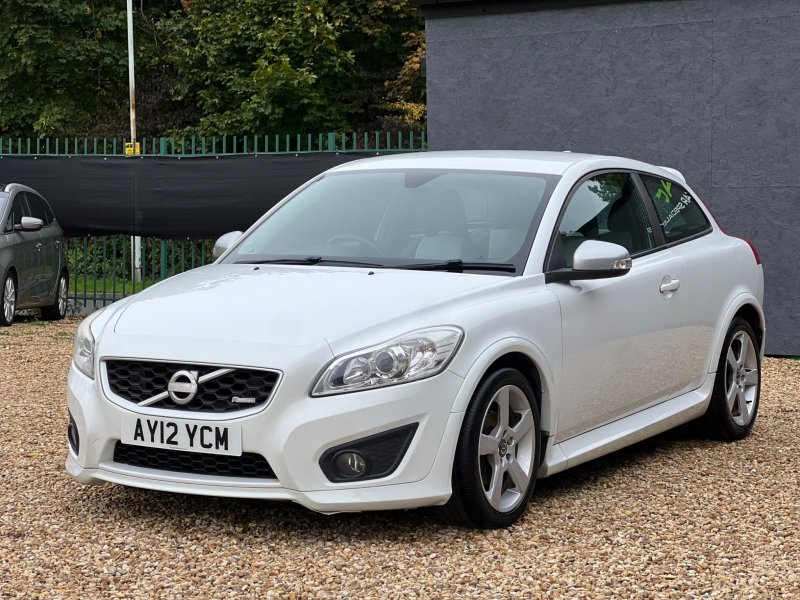 VOLVO C30