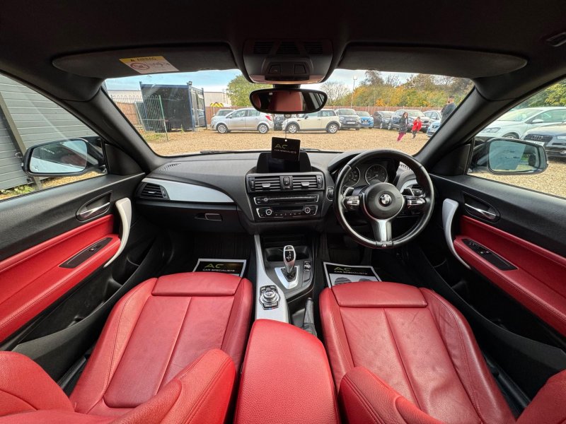 BMW 1 SERIES