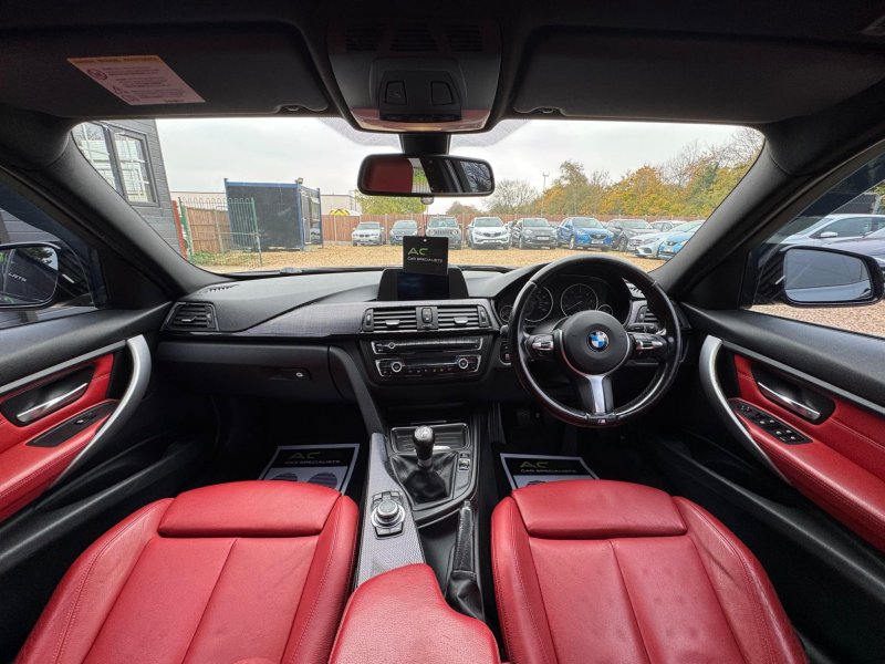 BMW 3 SERIES