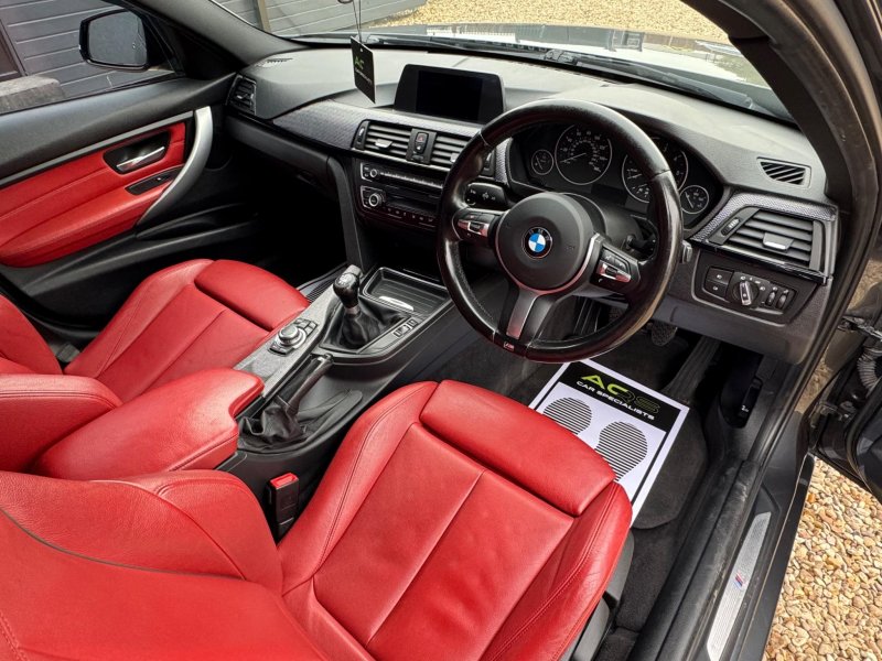 BMW 3 SERIES