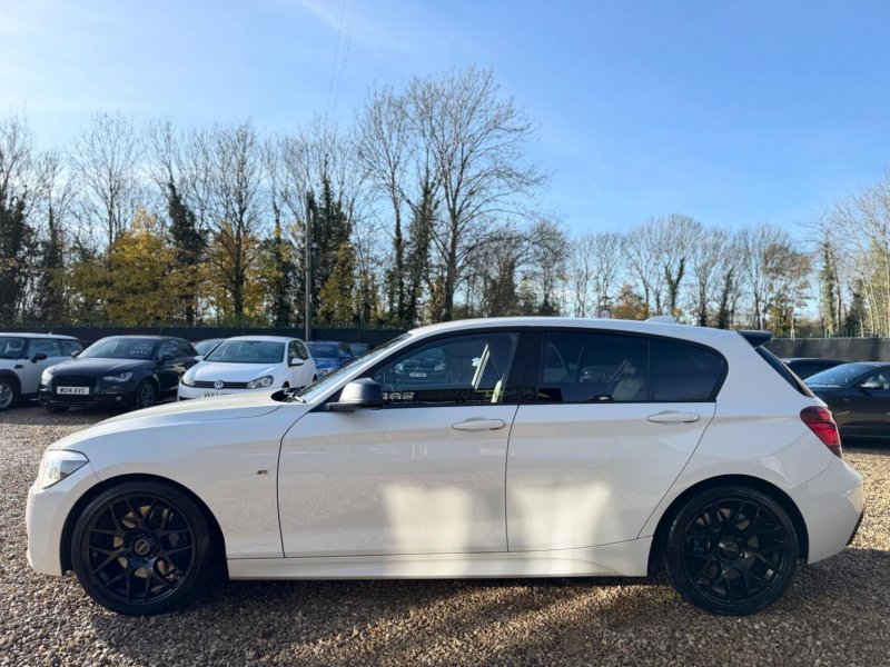 BMW 1 SERIES