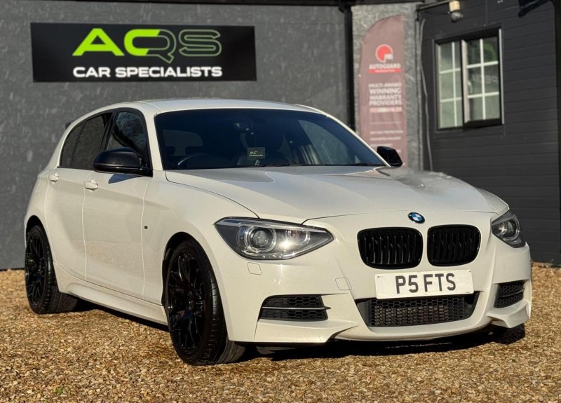BMW 1 SERIES
