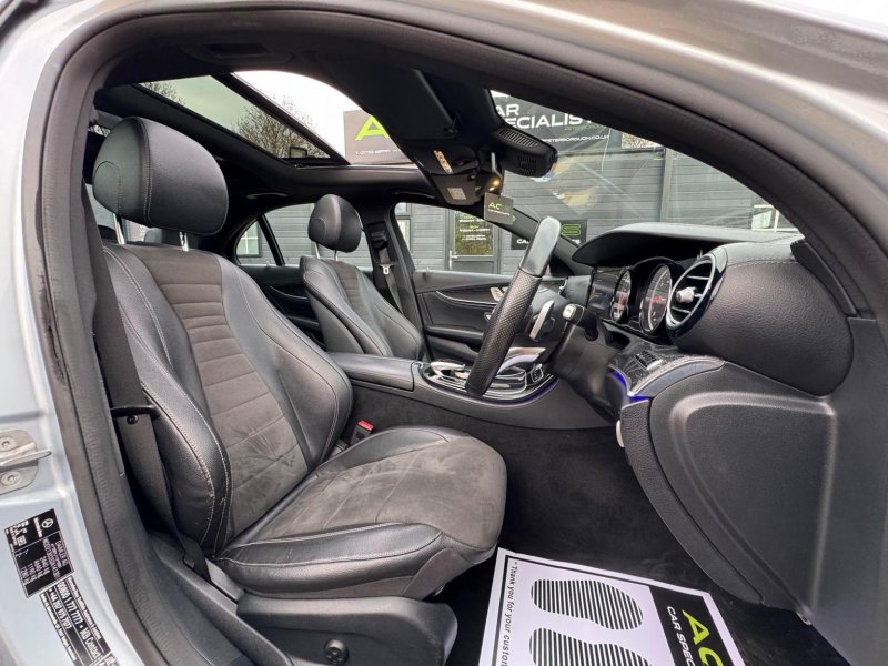 MERCEDES-BENZ E CLASS