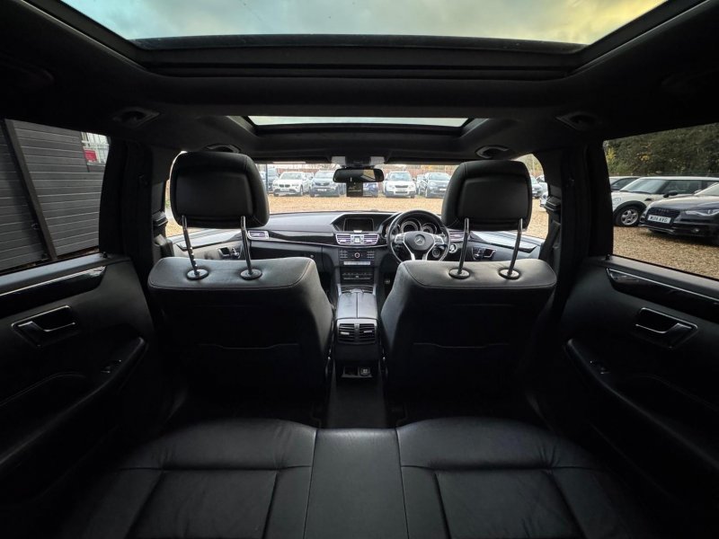 MERCEDES-BENZ E CLASS