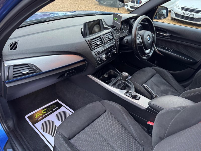 BMW 1 SERIES