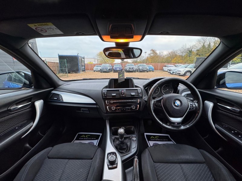 BMW 1 SERIES
