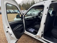 VAUXHALL COMBO