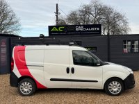 VAUXHALL COMBO