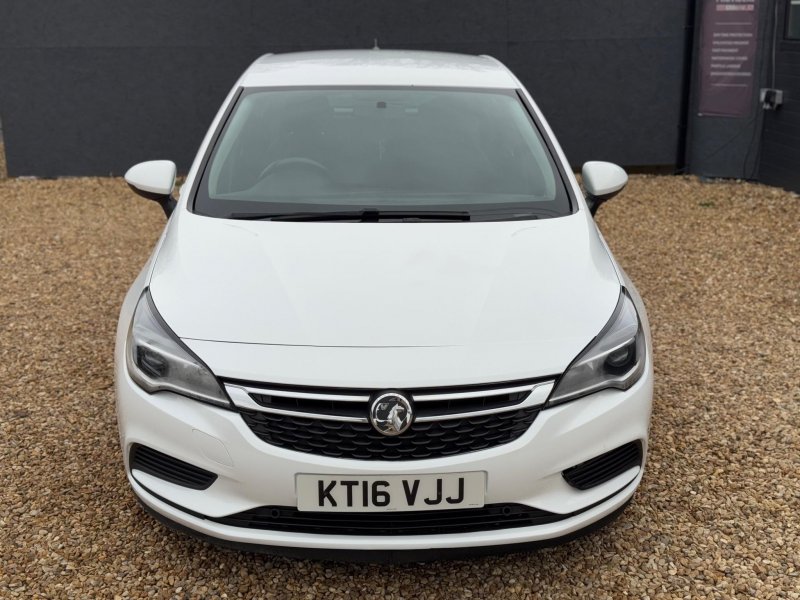VAUXHALL ASTRA