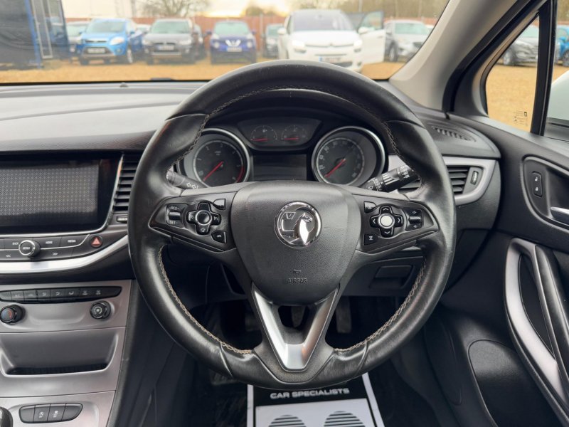 VAUXHALL ASTRA