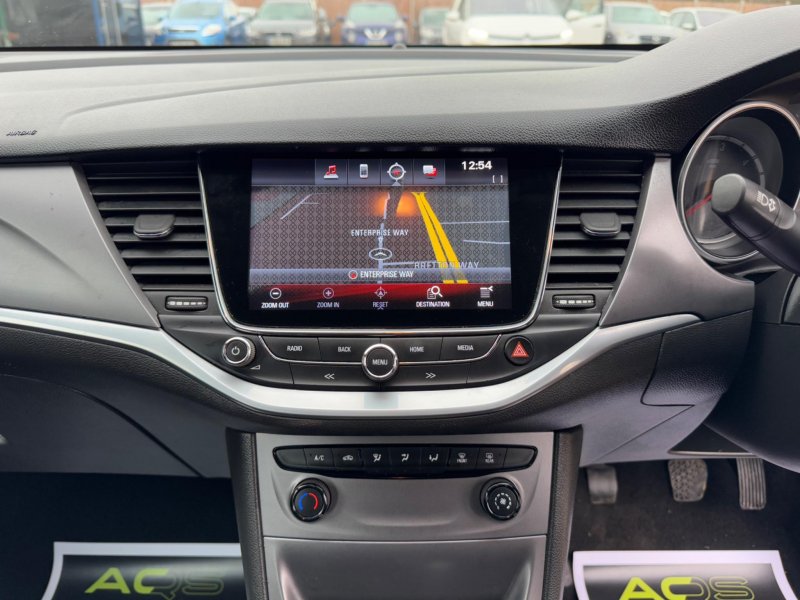 VAUXHALL ASTRA