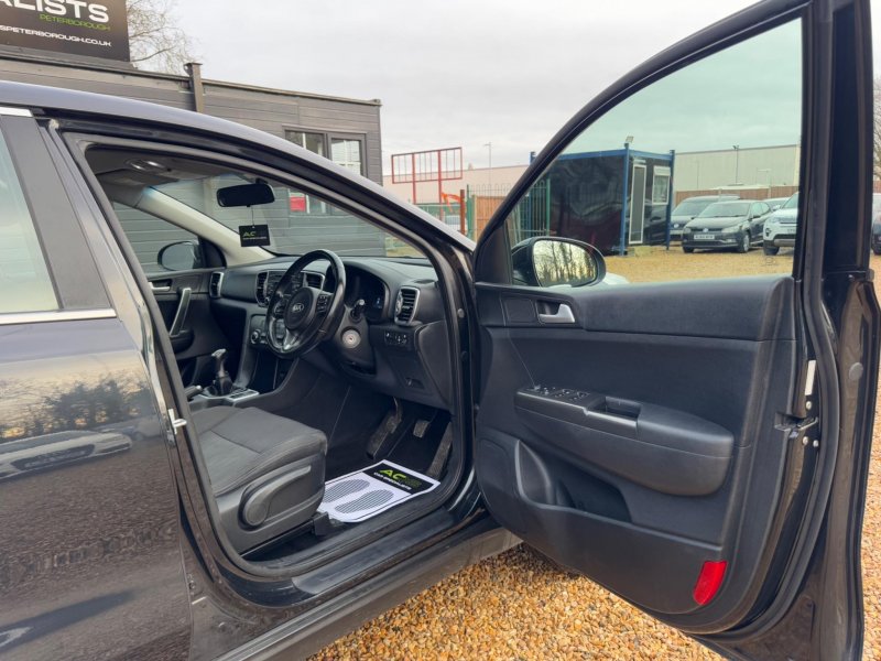 KIA SPORTAGE