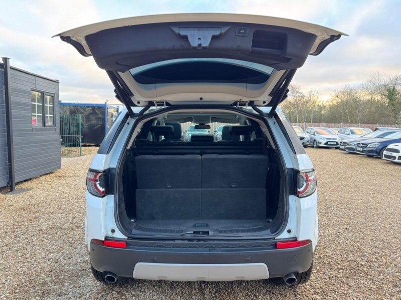 LAND ROVER DISCOVERY SPORT