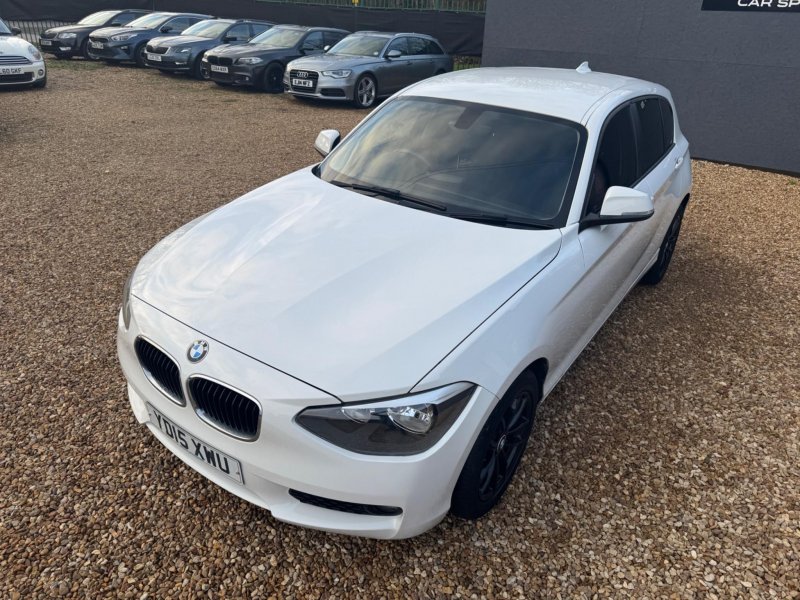 BMW 1 SERIES