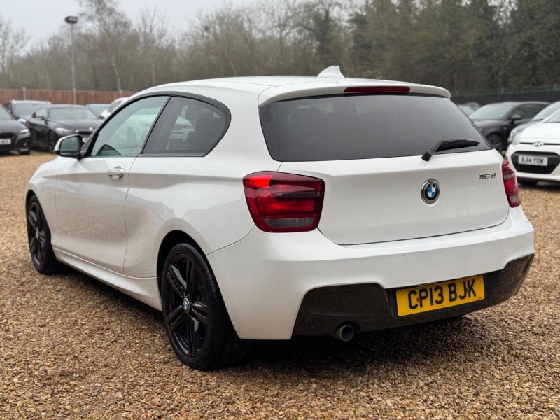 BMW 1 SERIES
