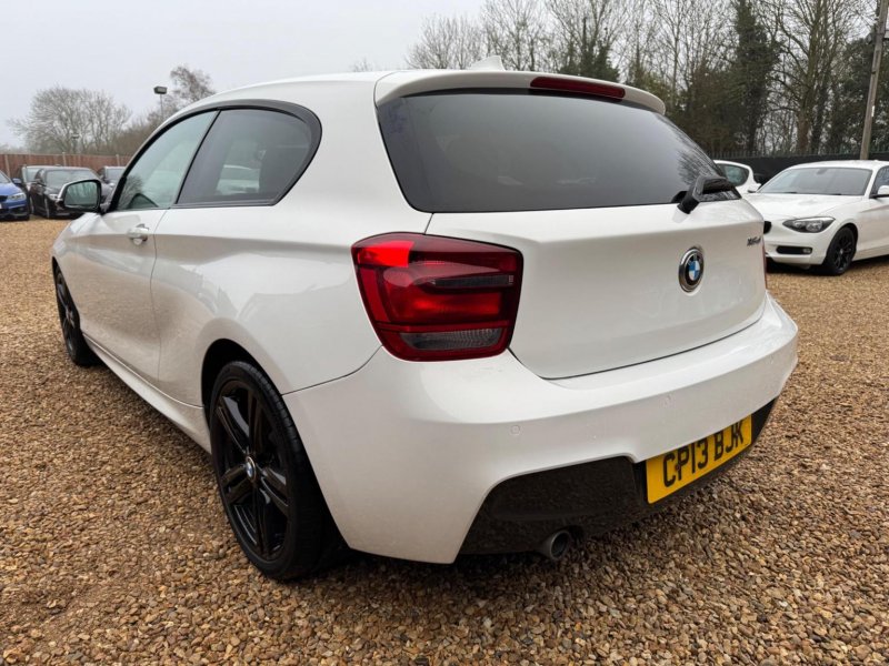 BMW 1 SERIES