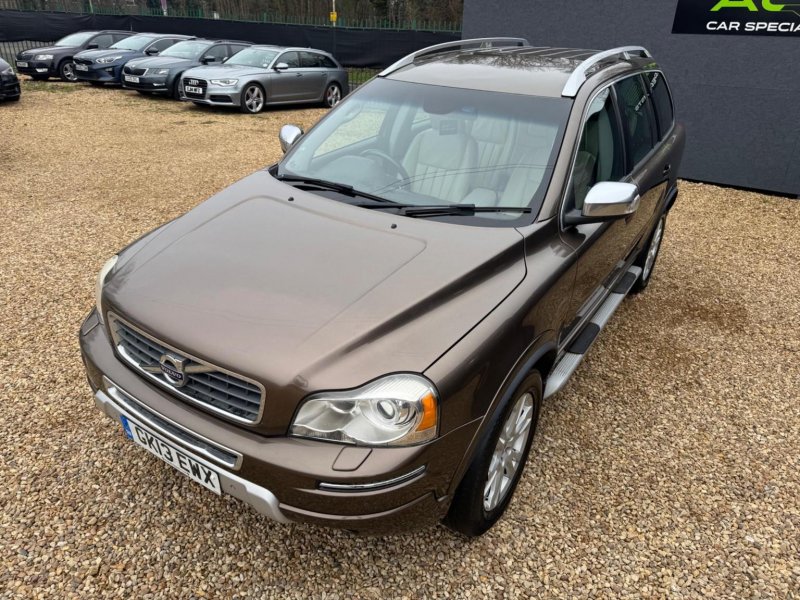 VOLVO XC90