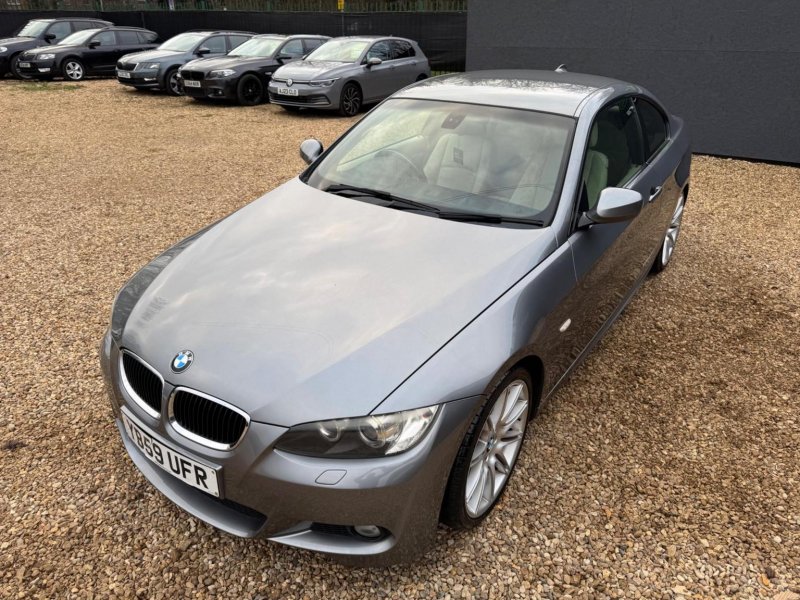 BMW 3 SERIES