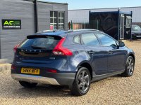 VOLVO V40 CROSS COUNTRY