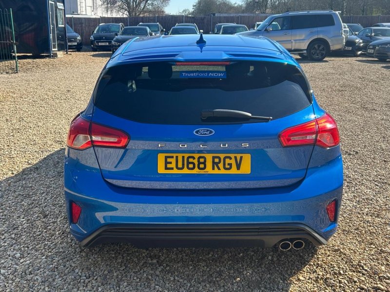 FORD FOCUS