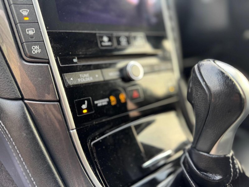 INFINITI Q50