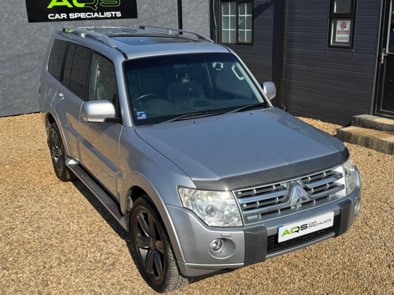 MITSUBISHI SHOGUN