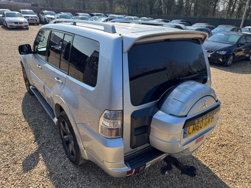 MITSUBISHI SHOGUN