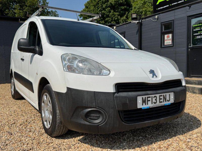 PEUGEOT PARTNER