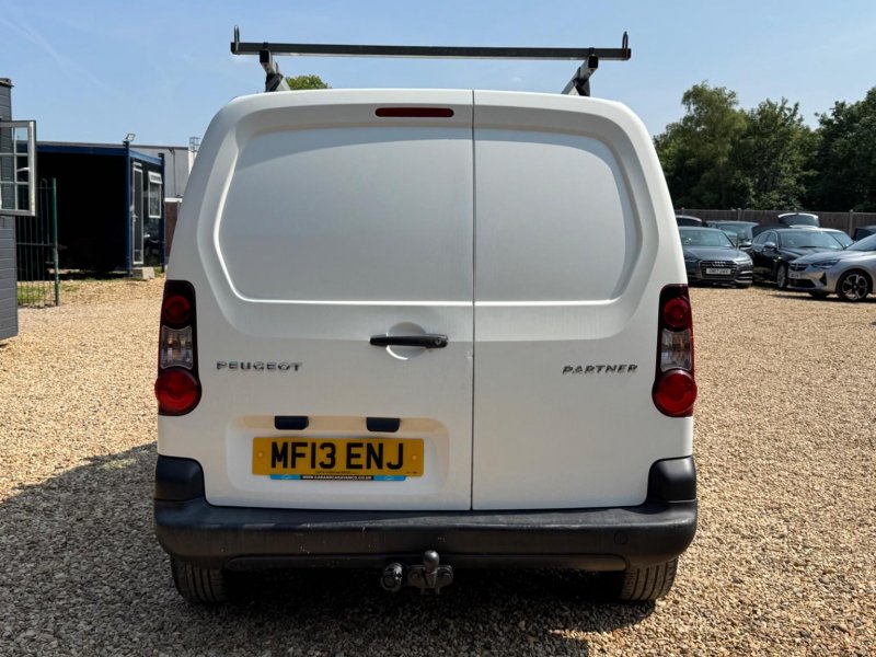 PEUGEOT PARTNER